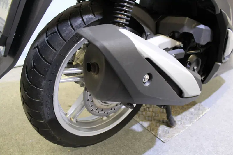 Honda SH 350 (2021 - 24) (6)