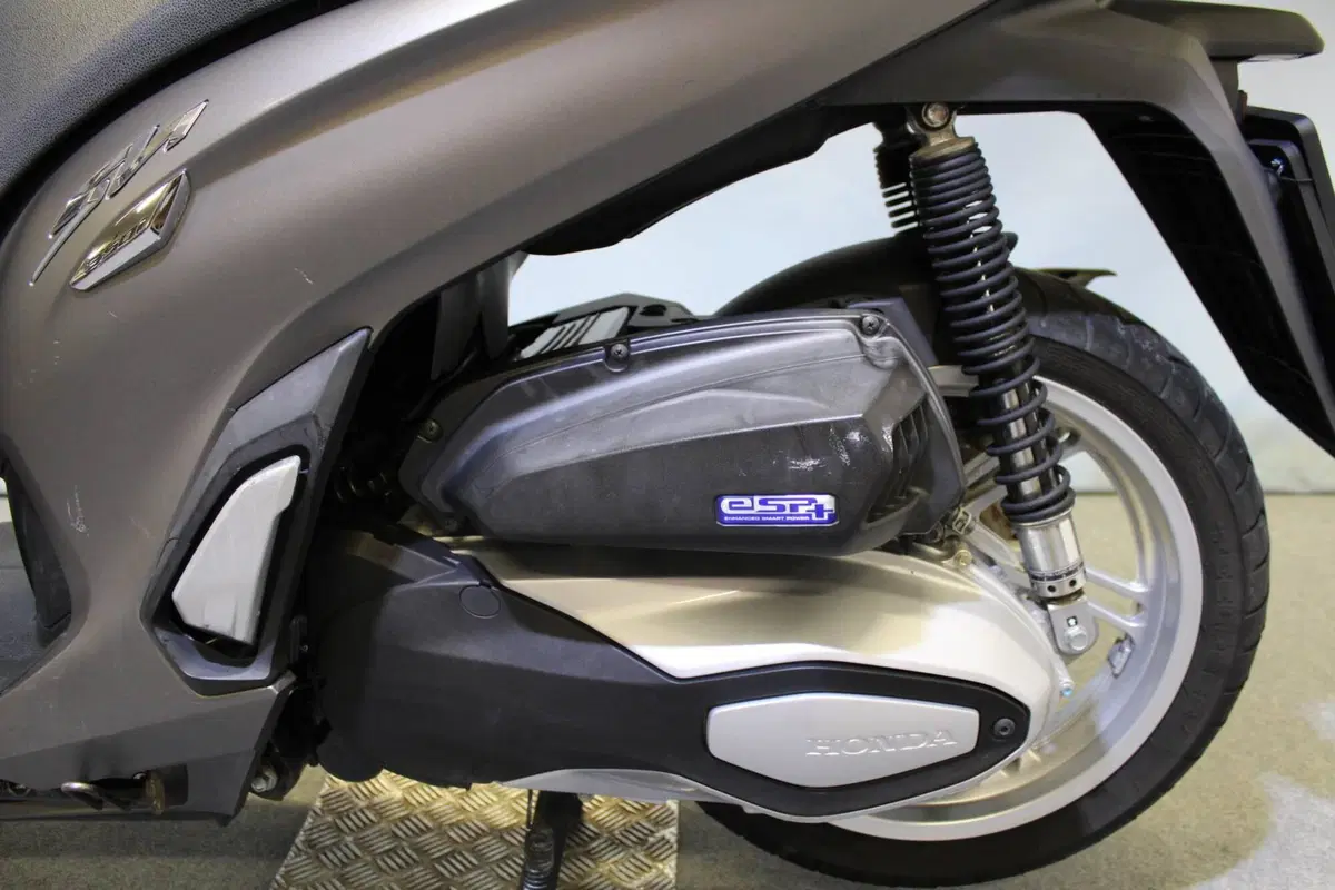 Honda SH 350 (2021 - 24) (19)