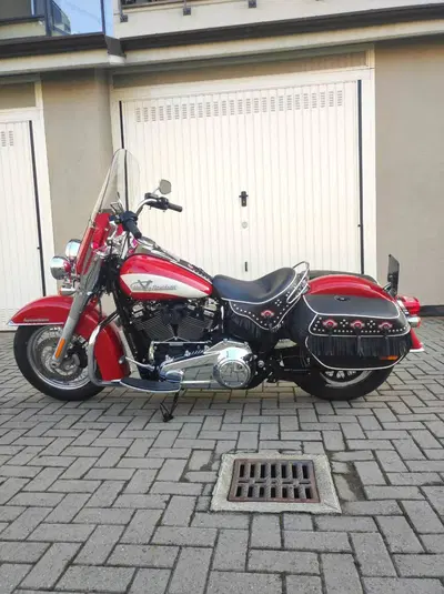 Harley-Davidson Hydra-Glide Revival (2024 - 25) usata