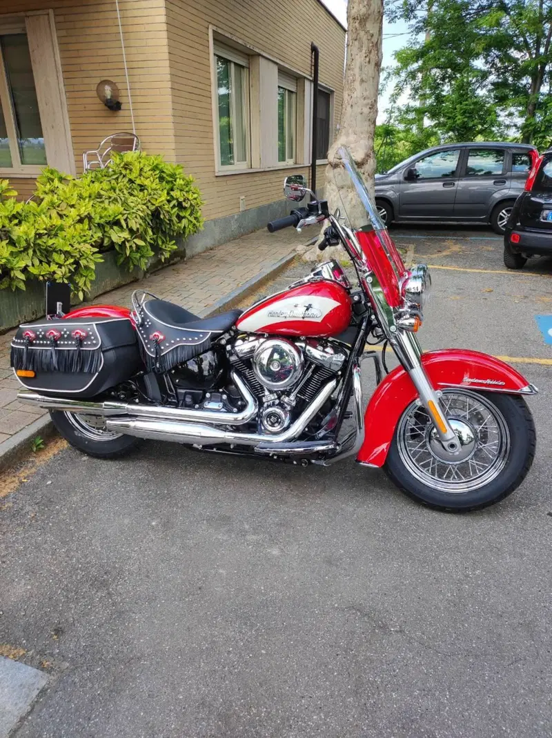 Harley-Davidson Hydra-Glide Revival (2024 - 25) (3)