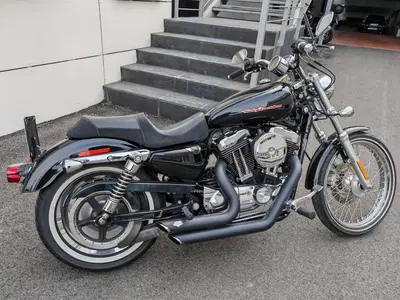 Harley-Davidson 1200 Custom (2007 - 13) - XL 1200C usata