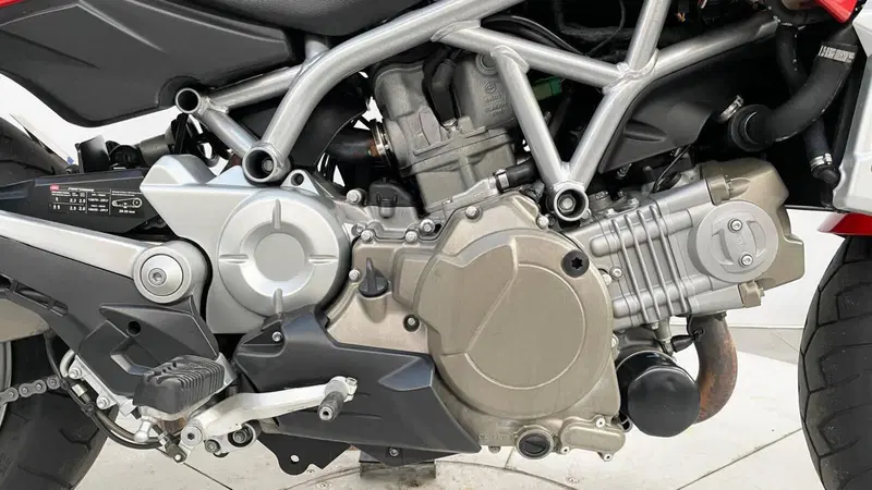 Aprilia Mana 850 (2007 - 16) (4)