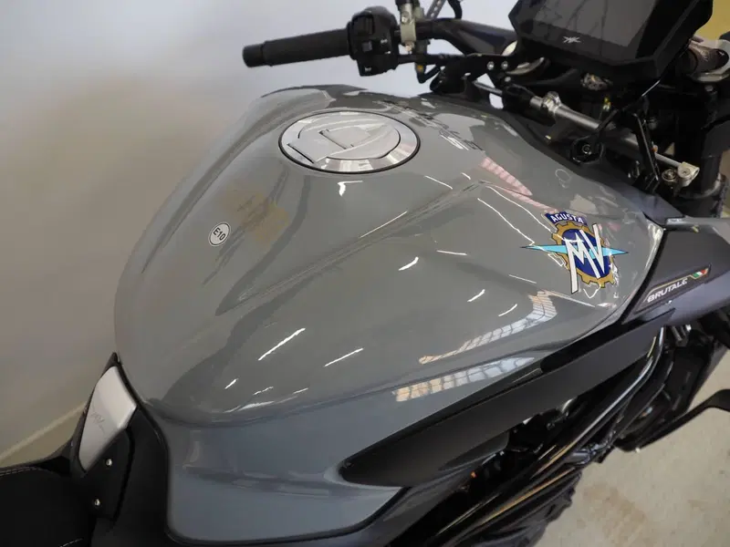 MV Agusta Brutale 1000 RS (2022 - 26) (6)