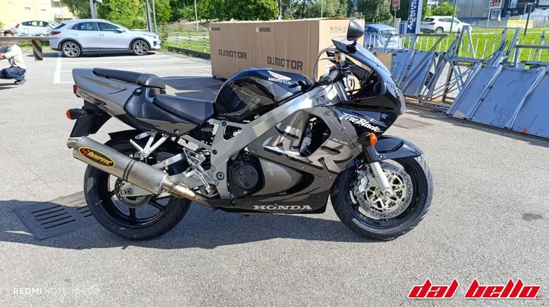 Honda CBR 900 RR (1998 - 99)
