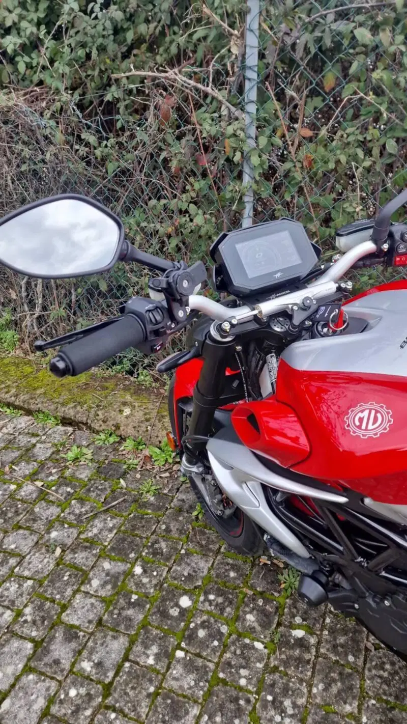 MV Agusta Brutale 801 RR Ottantesimo (2025 - 26) (2)
