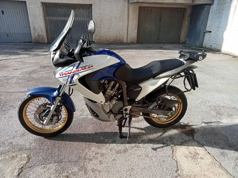 Honda Transalp XL 700 V ABS (2007 - 2013) (2)