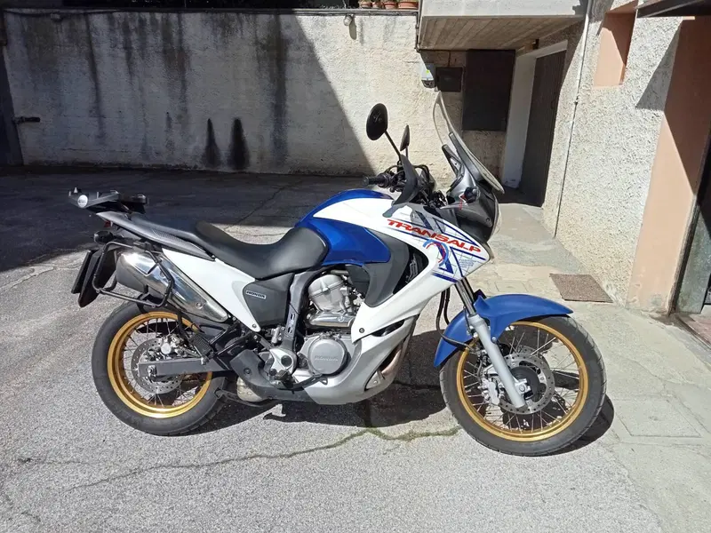 Honda Transalp XL 700 V ABS (2007 - 2013) (3)