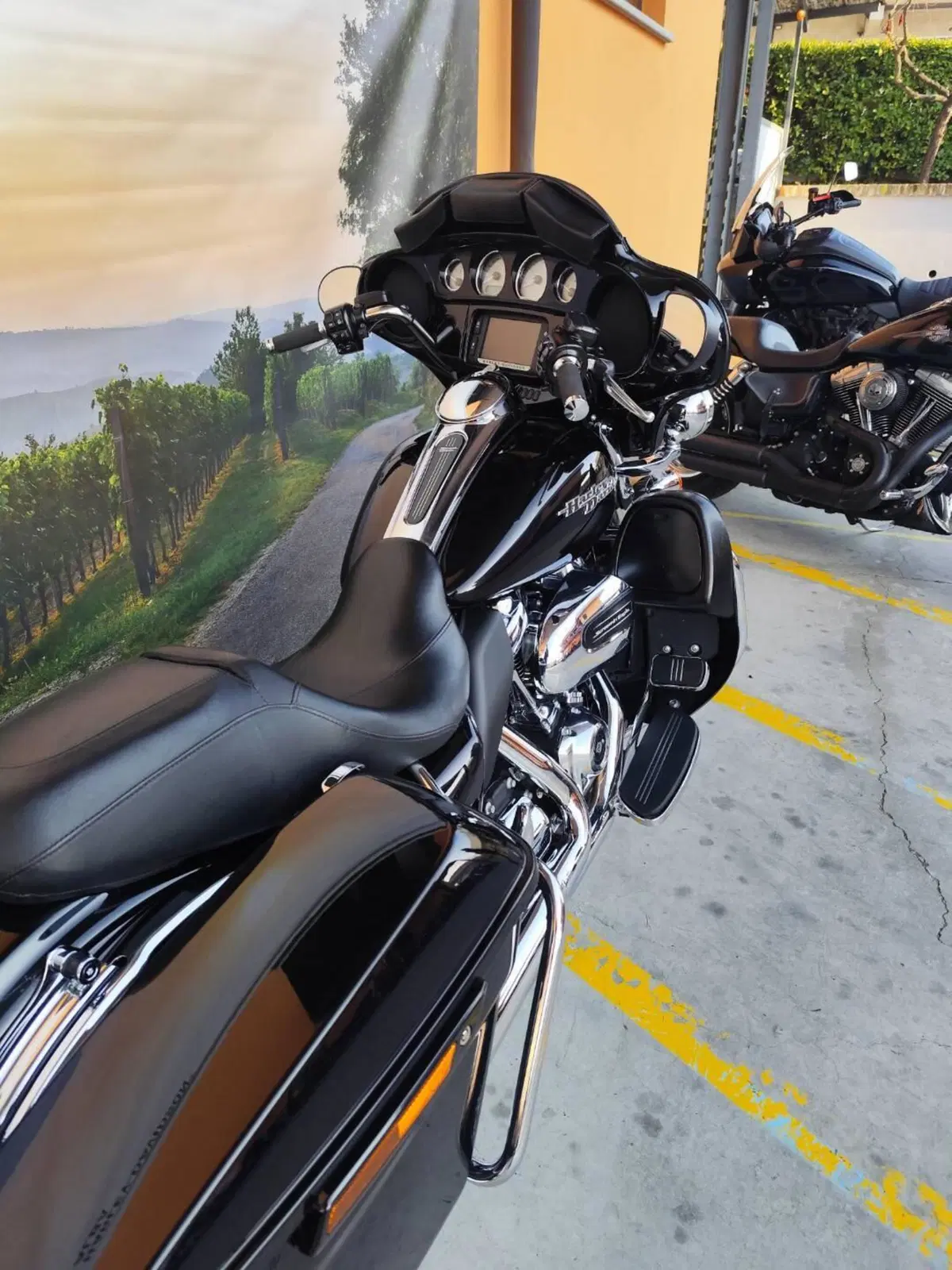Harley-Davidson 107 Street Glide (2017 - 19) - FLHX (6)