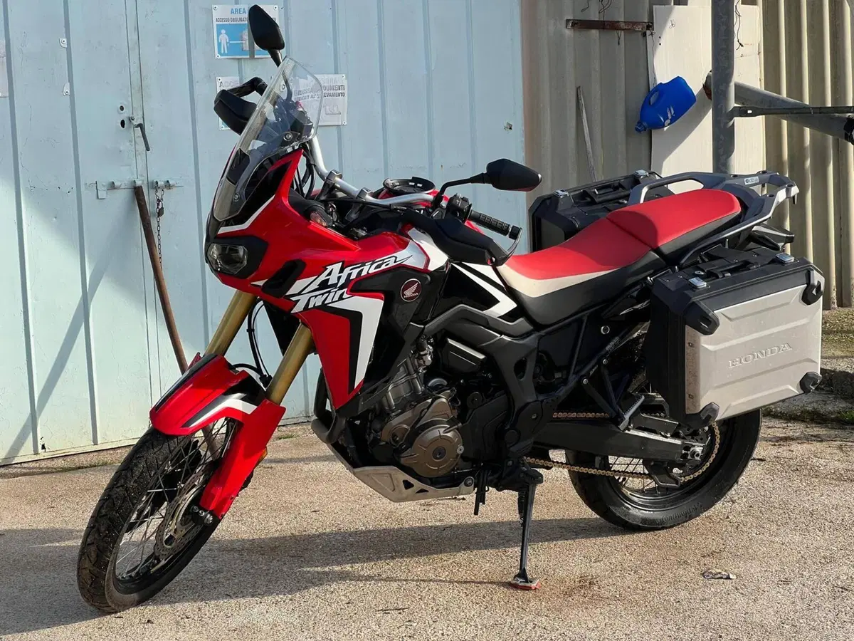 Honda Africa Twin CRF 1000L DCT ABS Travel Edition (2016 - 17) (2)