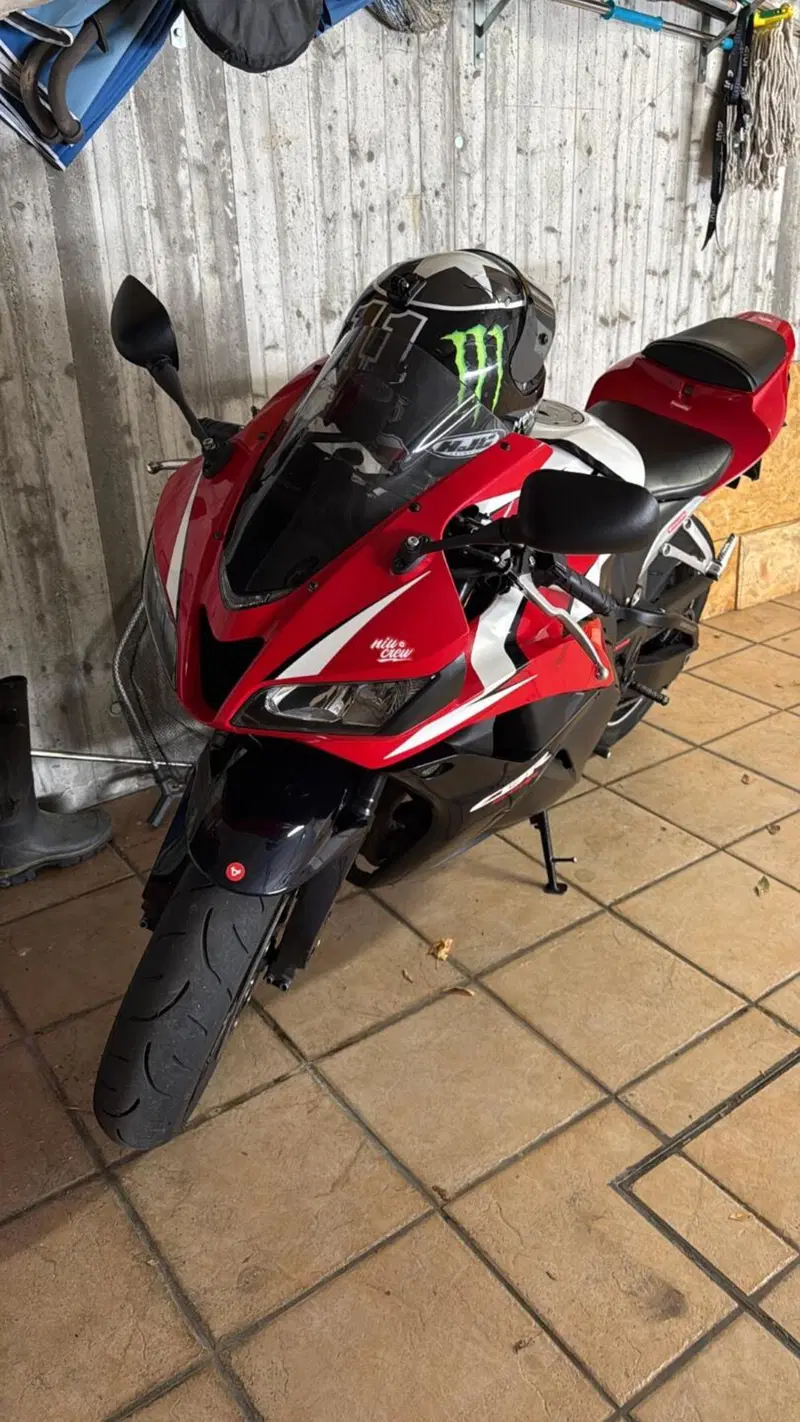Honda CBR 600 RR (2009 - 12) (8)