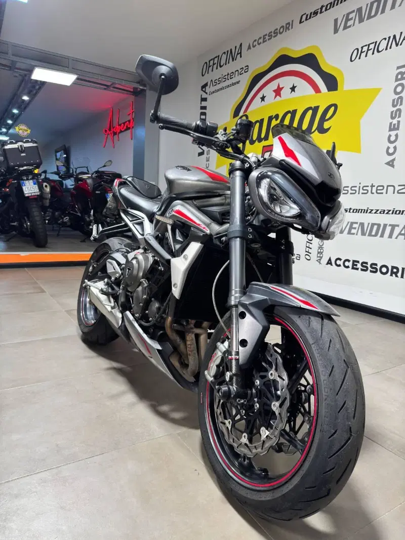 Triumph Street Triple RS (2017 - 19) (2)
