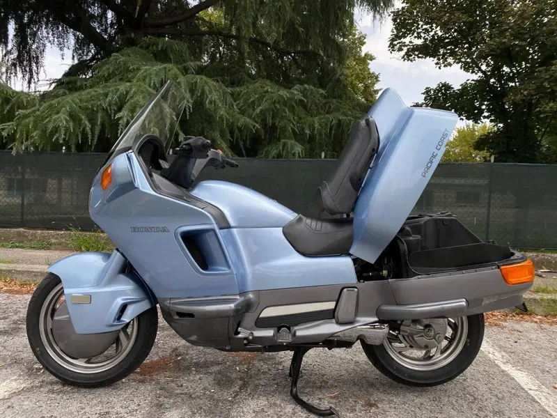 Honda PC800 (3)