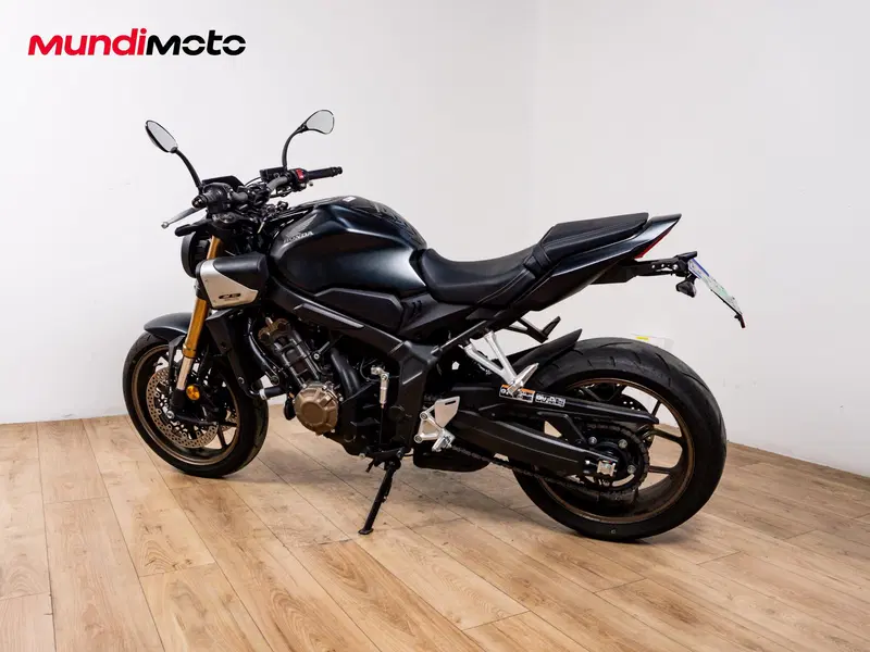 Honda CB 650 R E-Clutch (2024 - 26) (9)