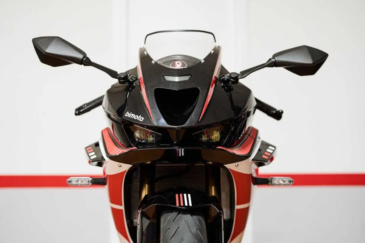 Bimota KB399: l'essenza del marchio riminese in formato compatto (15)