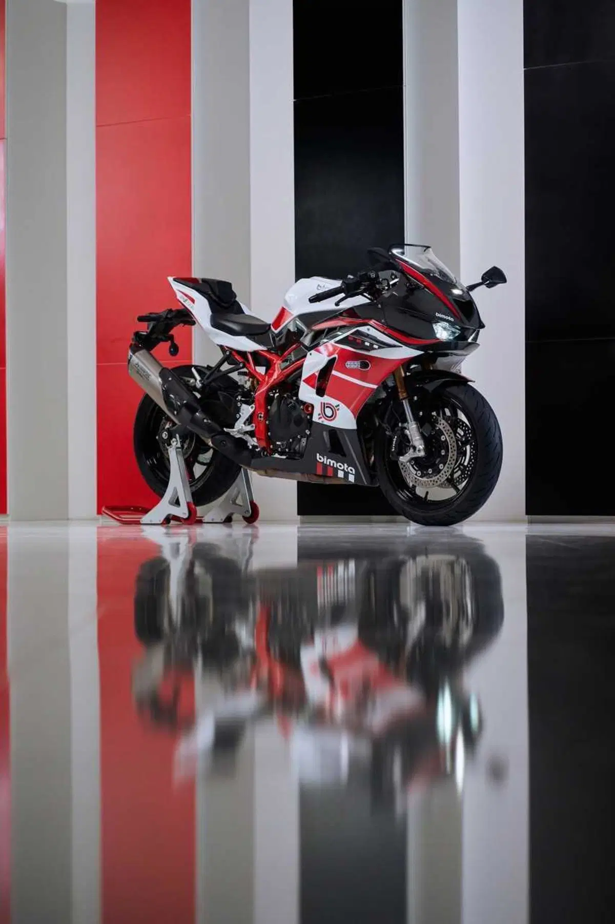 Bimota KB399: l'essenza del marchio riminese in formato compatto (30)