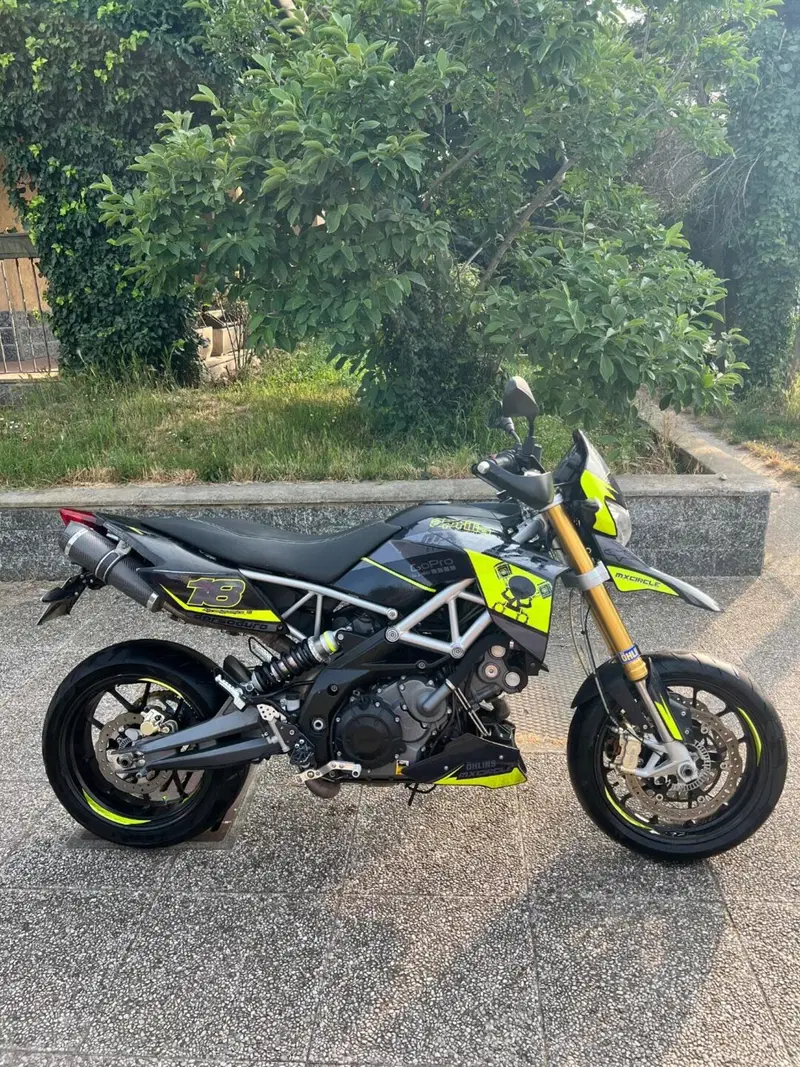 Aprilia Dorsoduro 750 ABS (2009 - 17)