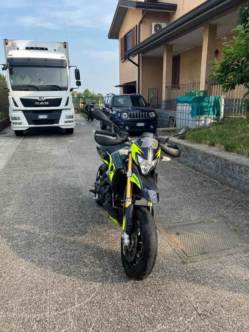 Aprilia Dorsoduro 750 ABS (2009 - 17) (4)