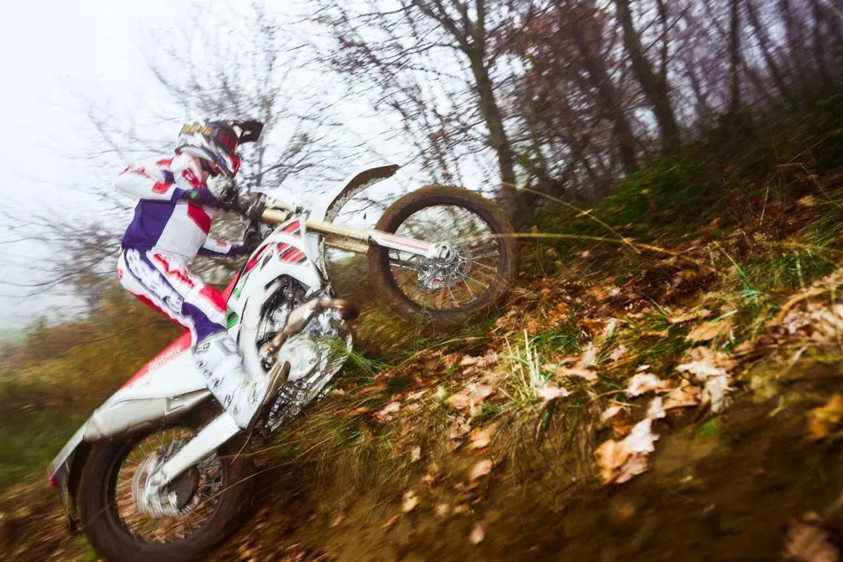 Ancora una novità di Bimota: arriva una enduro vera. Ecco la BX450 (2)