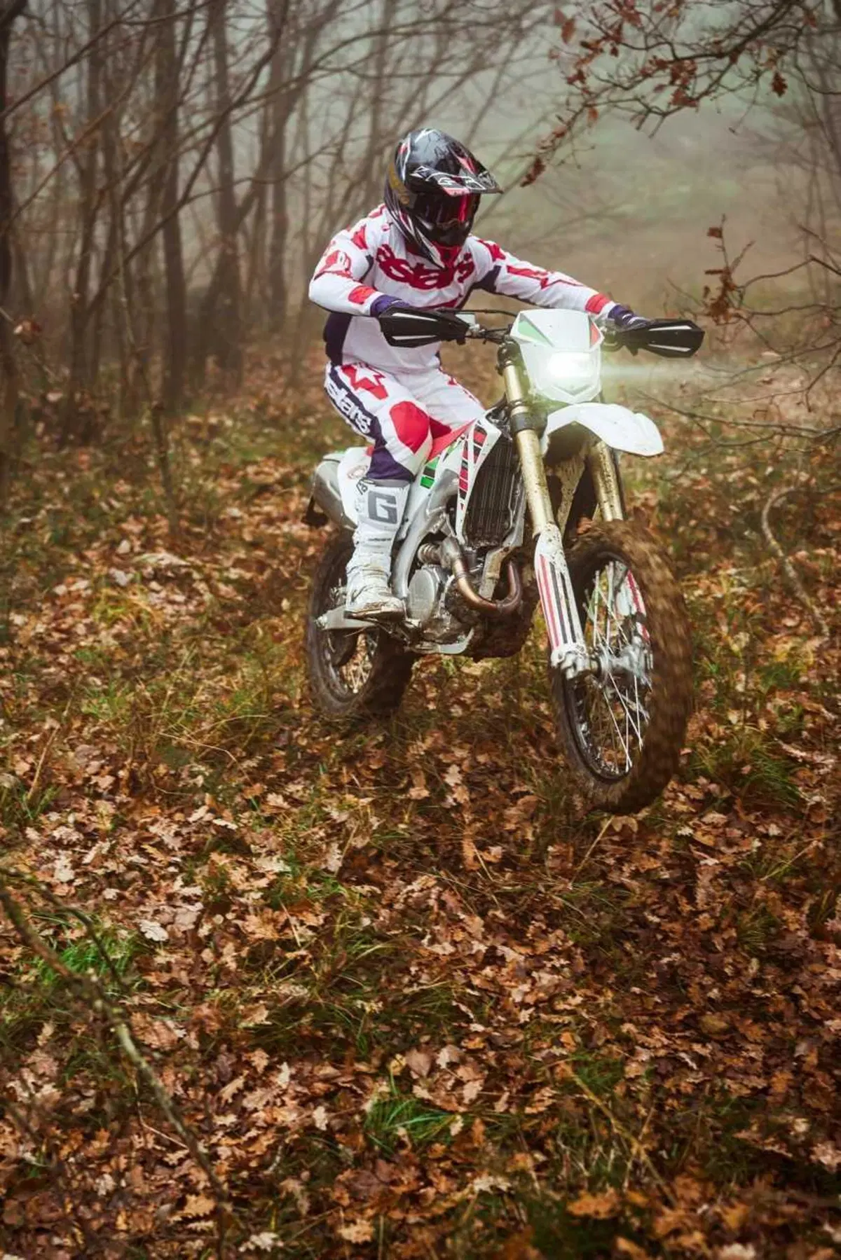 Ancora una novità di Bimota: arriva una enduro vera. Ecco la BX450 (7)