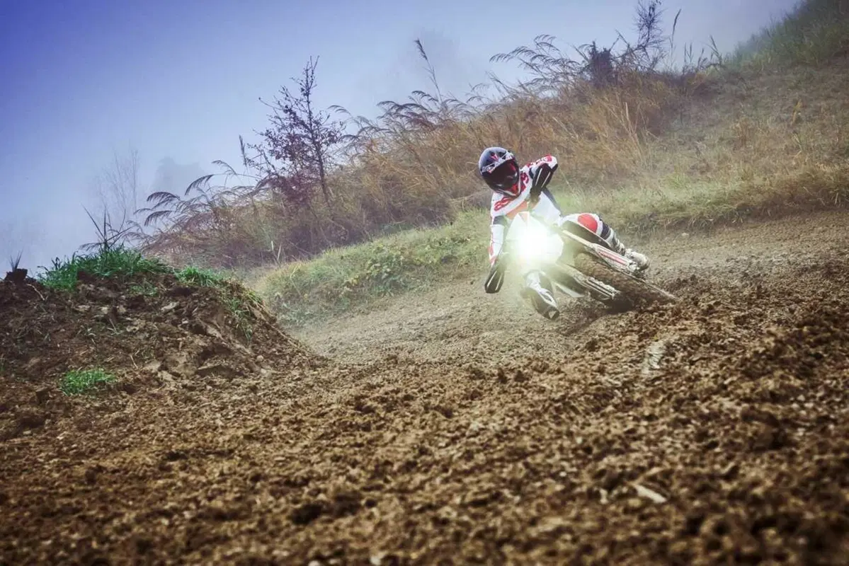 Ancora una novità di Bimota: arriva una enduro vera. Ecco la BX450 (17)