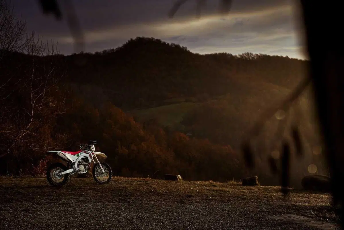 Ancora una novità di Bimota: arriva una enduro vera. Ecco la BX450 (21)