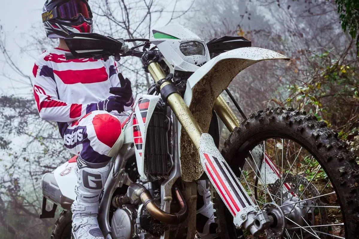 Ancora una novità di Bimota: arriva una enduro vera. Ecco la BX450 (25)