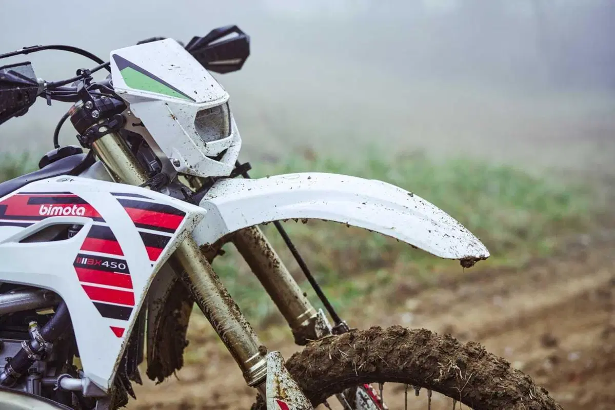 Ancora una novità di Bimota: arriva una enduro vera. Ecco la BX450 (32)