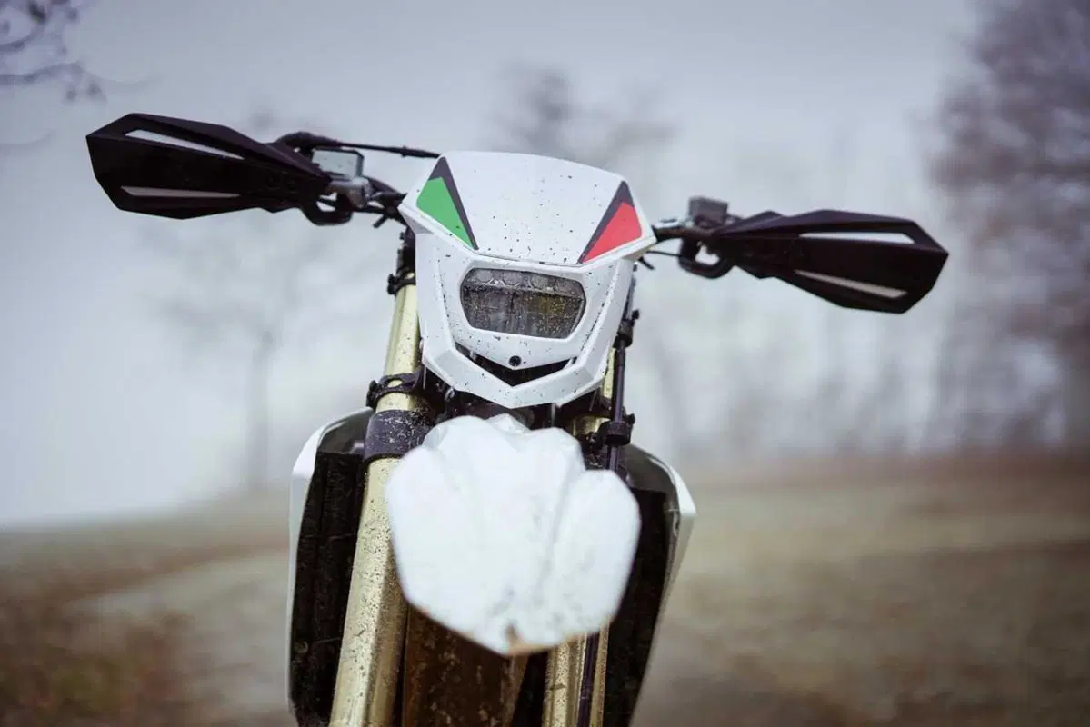 Ancora una novità di Bimota: arriva una enduro vera. Ecco la BX450 (34)