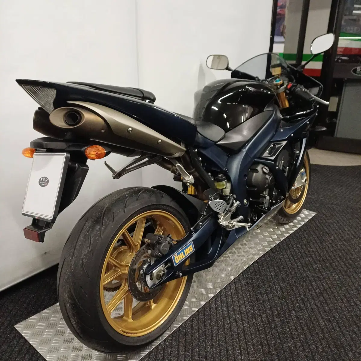Yamaha YZF R1 SP1 (2006) (5)