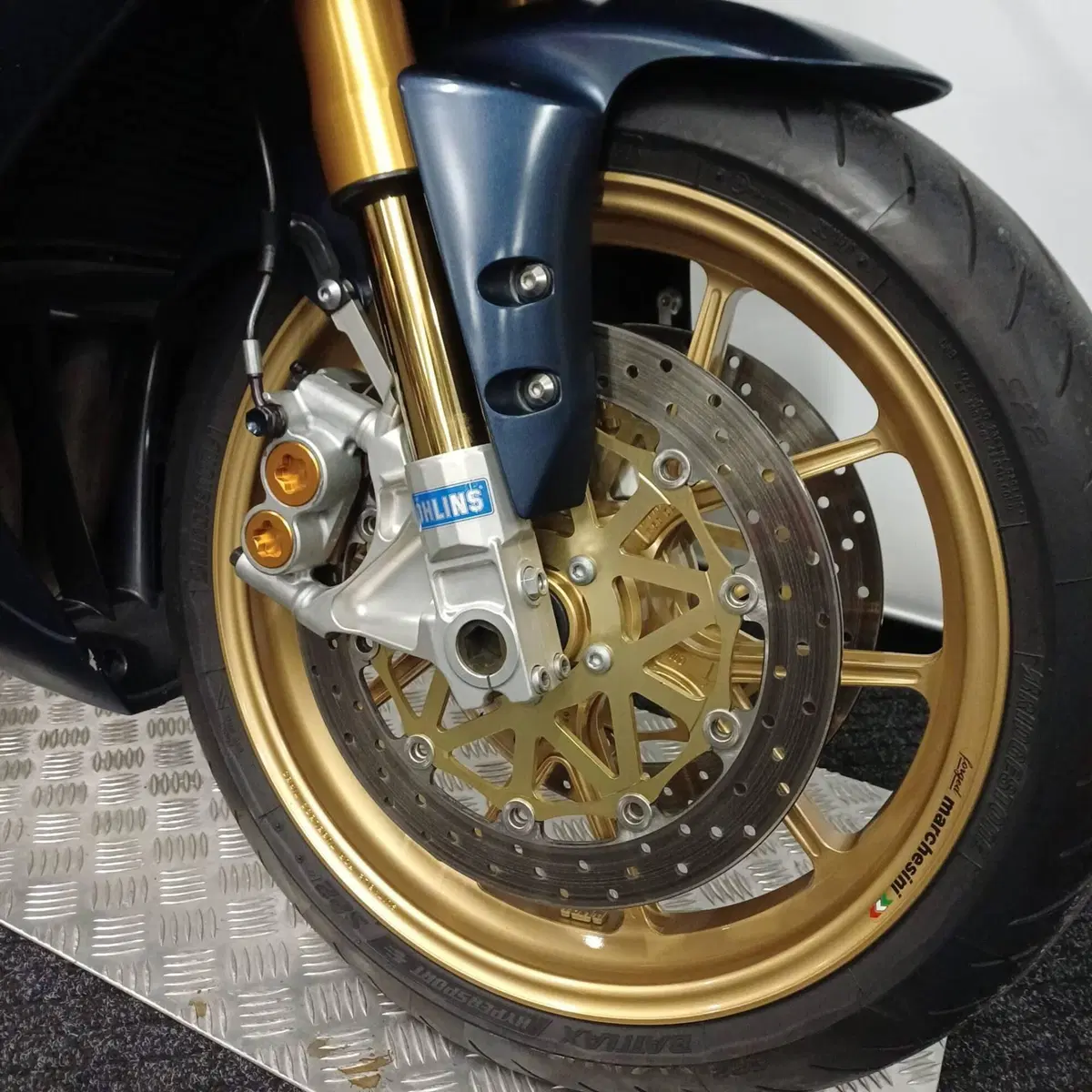 Yamaha YZF R1 SP1 (2006) (9)