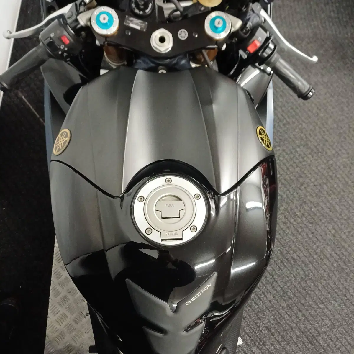 Yamaha YZF R1 SP1 (2006) (16)