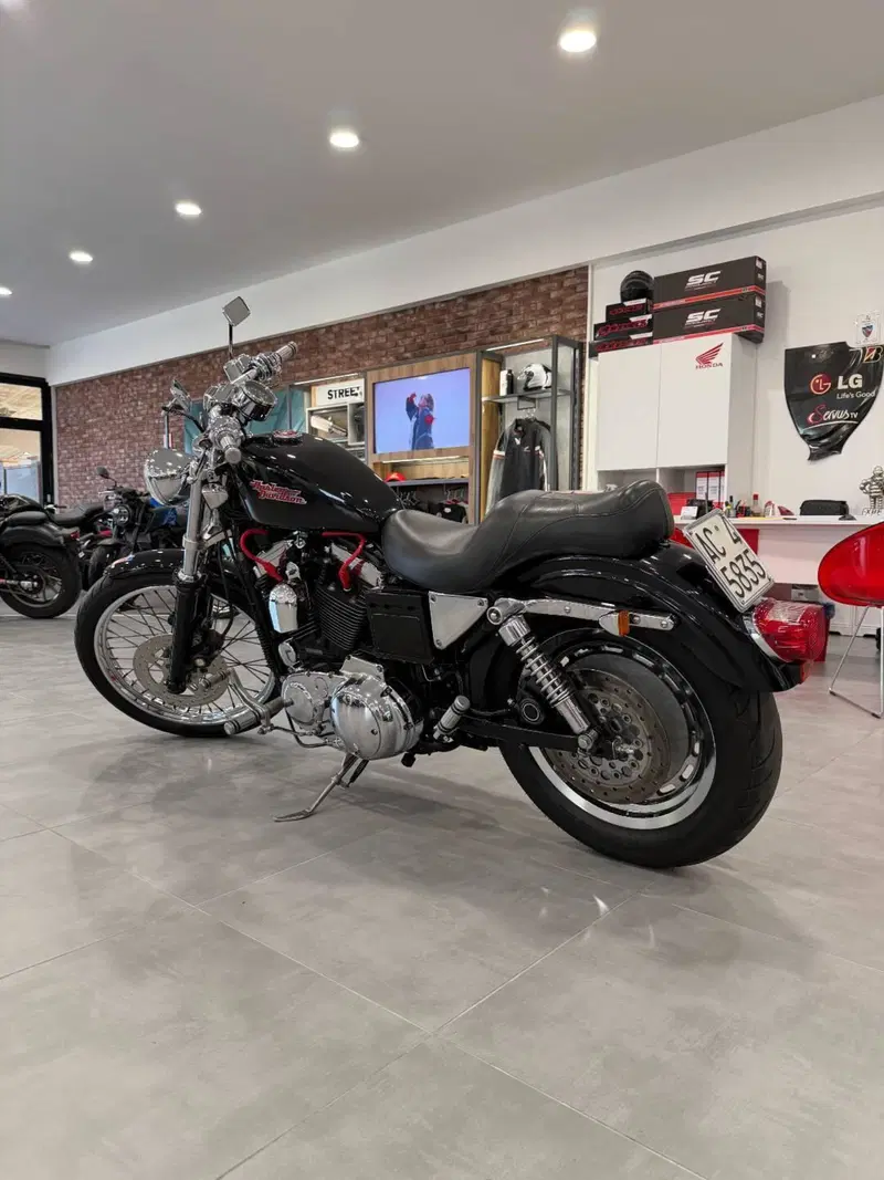 Harley-Davidson 1200 Custom (1995 - 00) - XL 1200C (4)