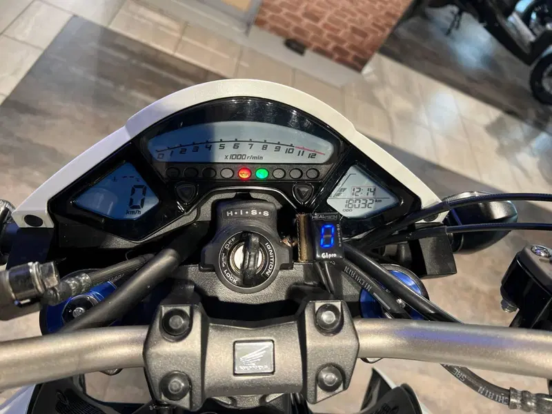 Honda CB 1000 R (2008 - 10) (5)