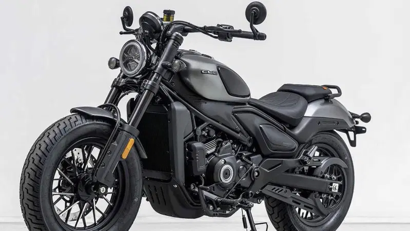 CFMoto 550CL-C BOBBER