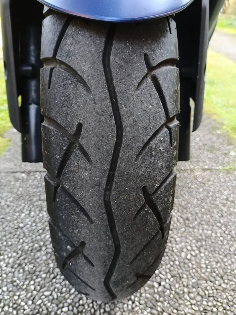 Kymco Downtown 350i TCS (2021 - 25) (11)