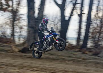 BMW F 450 GS 2026 TEST: come va l'attesissima adventure per patente A2 [VIDEO E GALLERY]