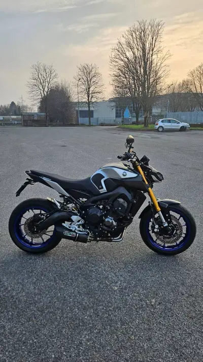 Yamaha MT-09 SP (2018 - 20) usata