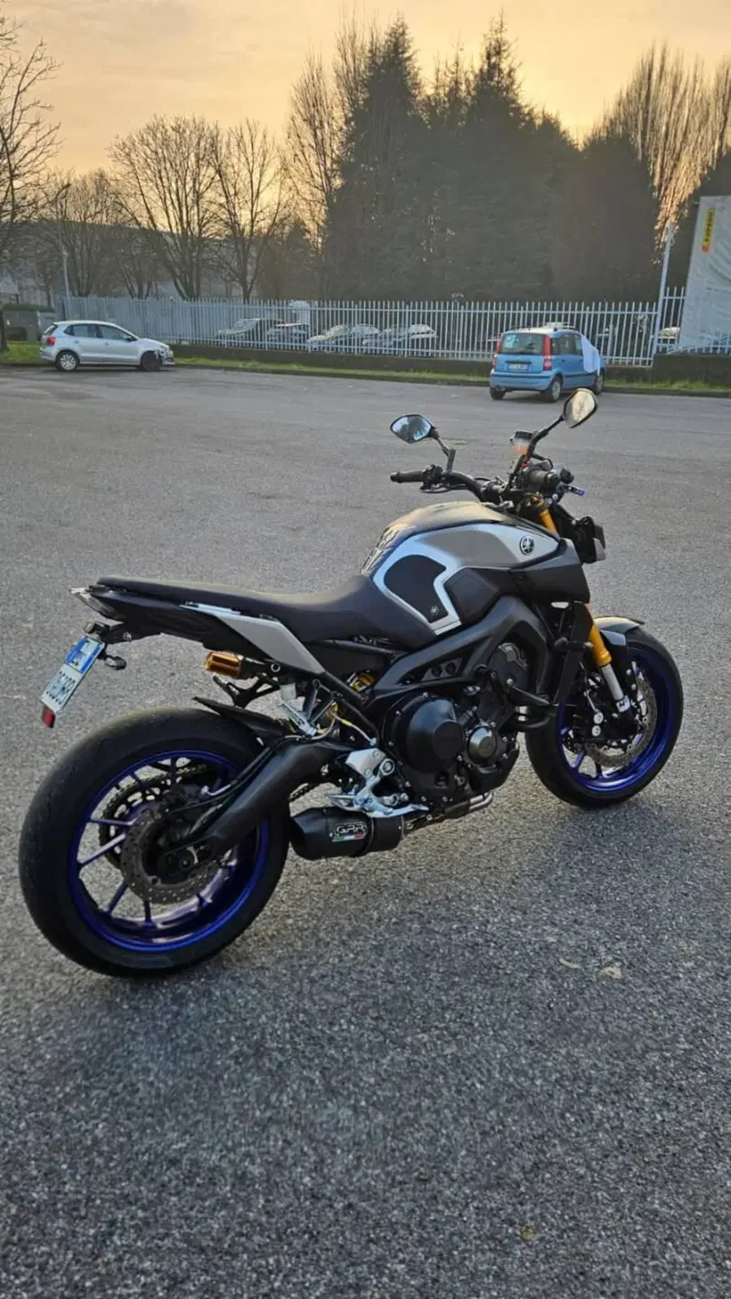 Yamaha MT-09 SP (2018 - 20) (14)