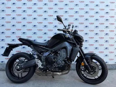 Yamaha MT-09 (2021 - 23) usata