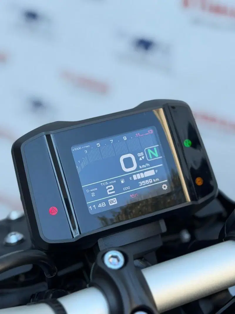 Yamaha MT-09 (2021 - 23) (6)