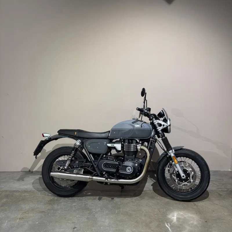 Brixton Motorcycles Cromwell 1200 (2022 - 26) (5)