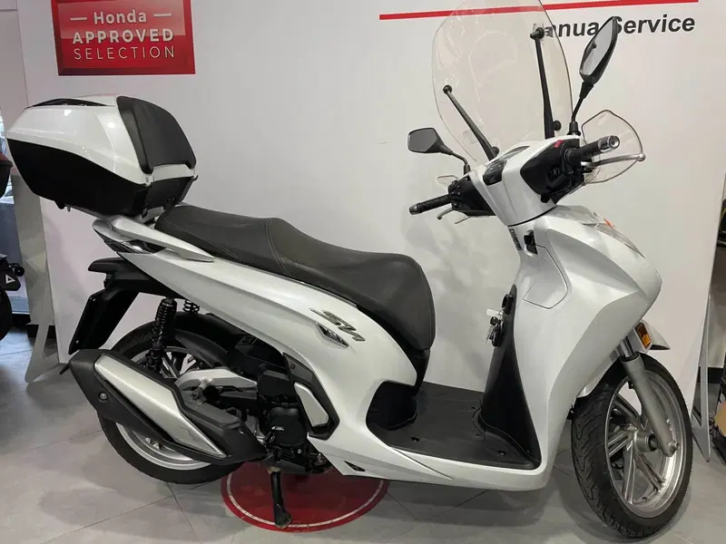 Honda SH 350 (2021 - 24) (7)