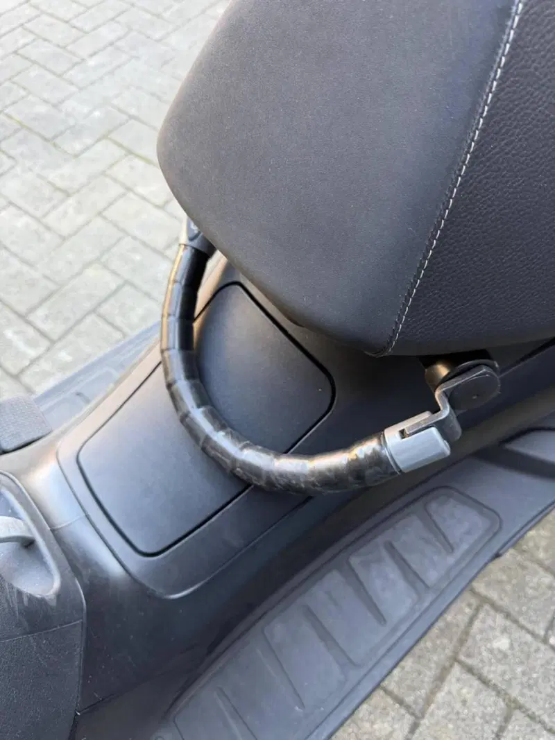 Piaggio Mp3 350 ie ABS (2018 - 19) (7)