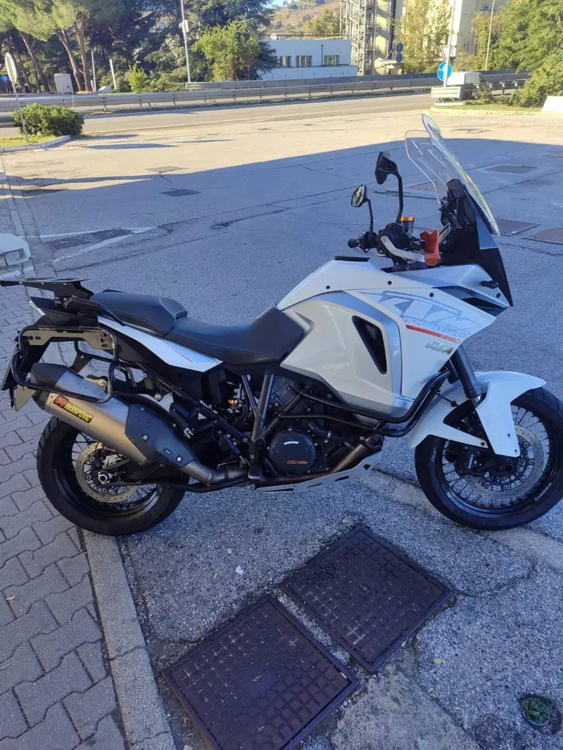 KTM 1290 Super Adventure (2015 - 16)
