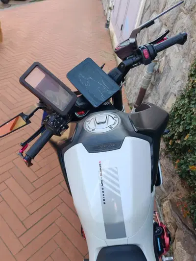 CFMOTO 800NK Advanced (2023 - 26) usata