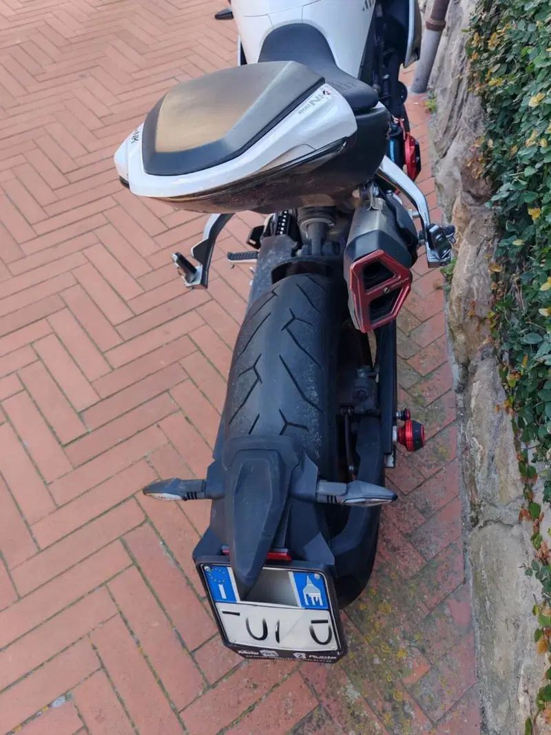 CFMOTO 800NK Advanced (2023 - 26) (2)