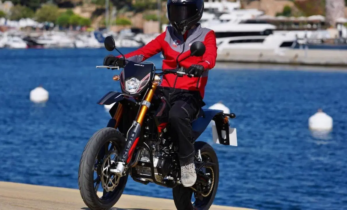 Rieju Marathon 125 Motard Europa (2026) (4)