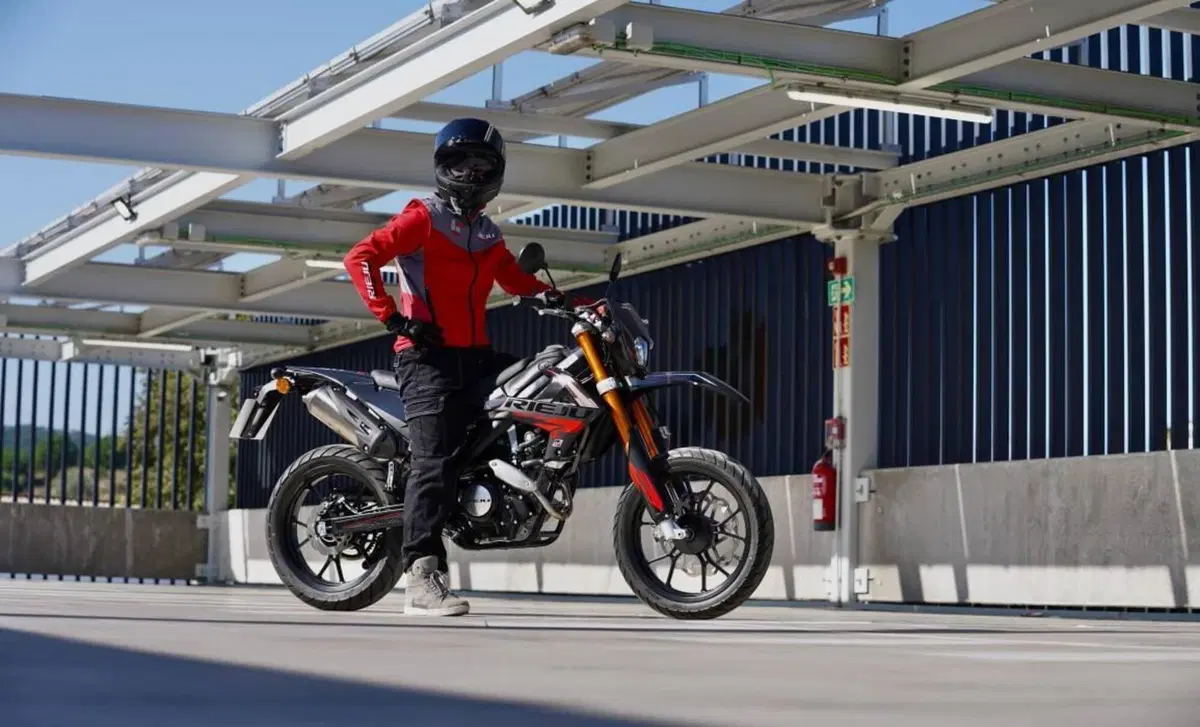 Rieju Marathon 125 Motard Europa (2026) (7)
