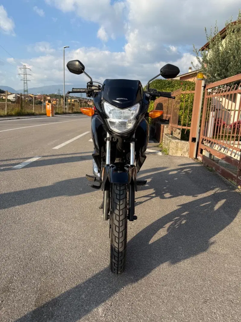 Honda CB 125 F (2021 - 25) (9)