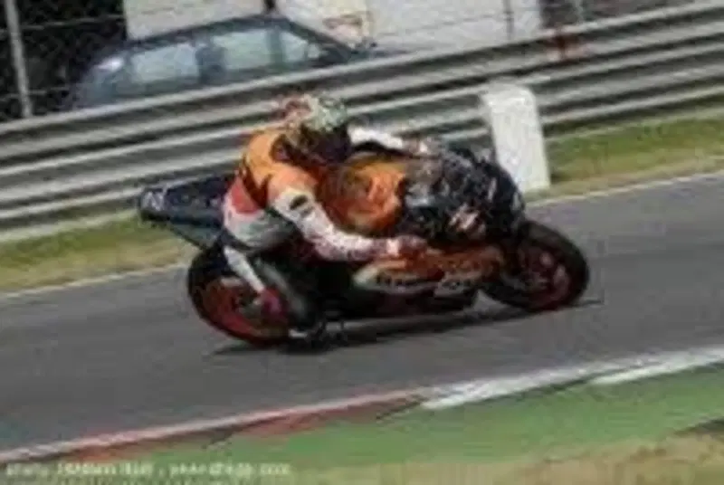 Honda CBR 1000 RR Fireblade (2004 - 05)